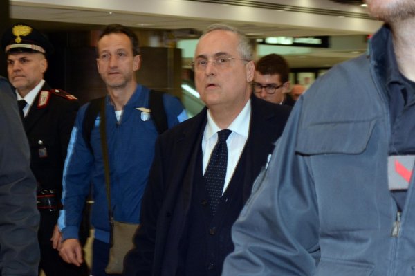 Lotito: Ai đó truyền bá tin đồn về sự phá sản của Lazio, nhưng trên thực tế chúng tôi có 600 triệu e